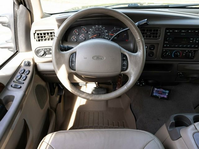 Used 2001 Ford Excursion Limited image 48