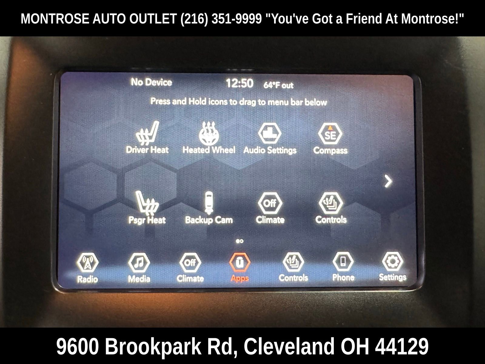 Used 2019 Jeep Cherokee Latitude Plus w/ Comfort/Convenience Group image 30