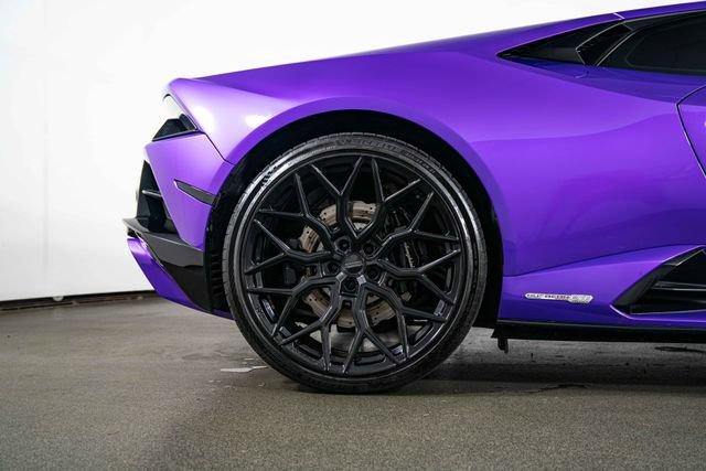 Used 2021 Lamborghini Huracan EVO RWD image 10