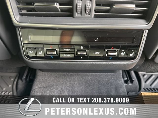 New 2026 Lexus LX 600 4WD w/ Luxury Package image 15