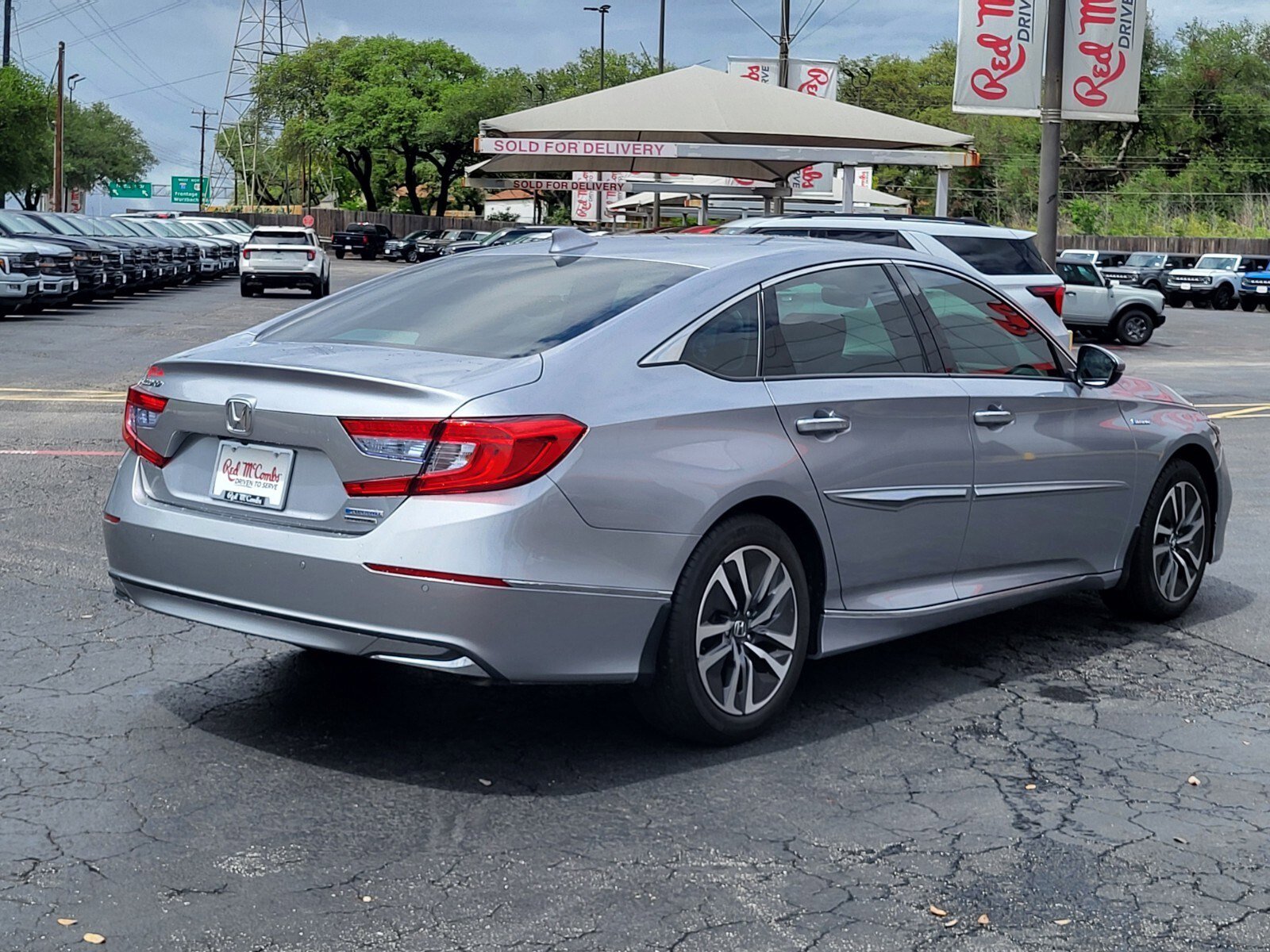 Used 2019 Honda Accord Touring image 4