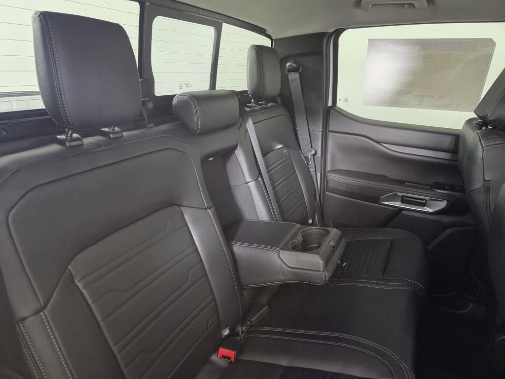 Used 2025 Ford Ranger Lariat w/ Chrome Accent Package image 20