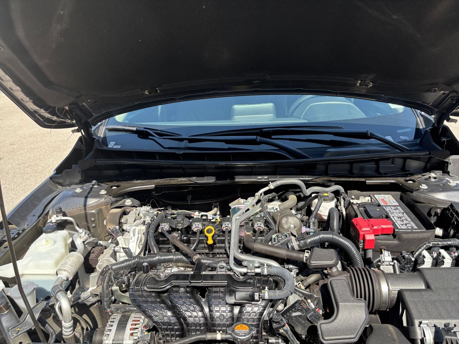 Used 2025 Nissan Altima 2.5 SV FWD image 31