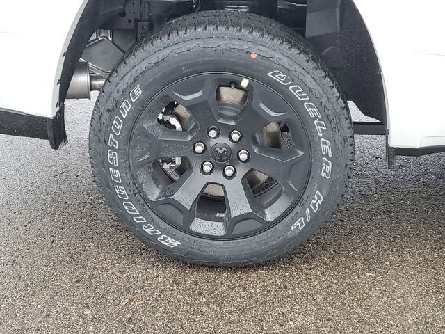 New 2026 RAM 1500 4x4 Crew Cab image 9