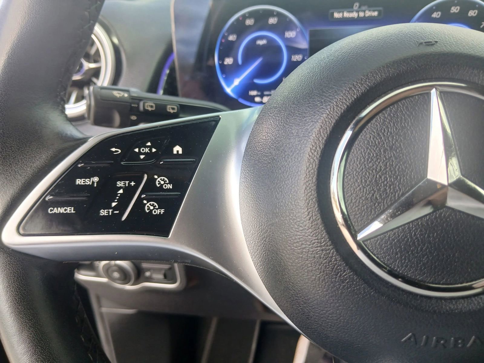 Used 2024 Mercedes-Benz EQB 300 4MATIC w/ Winter Package image 31