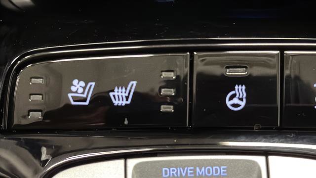 Used 2023 Hyundai Tucson Limited image 14