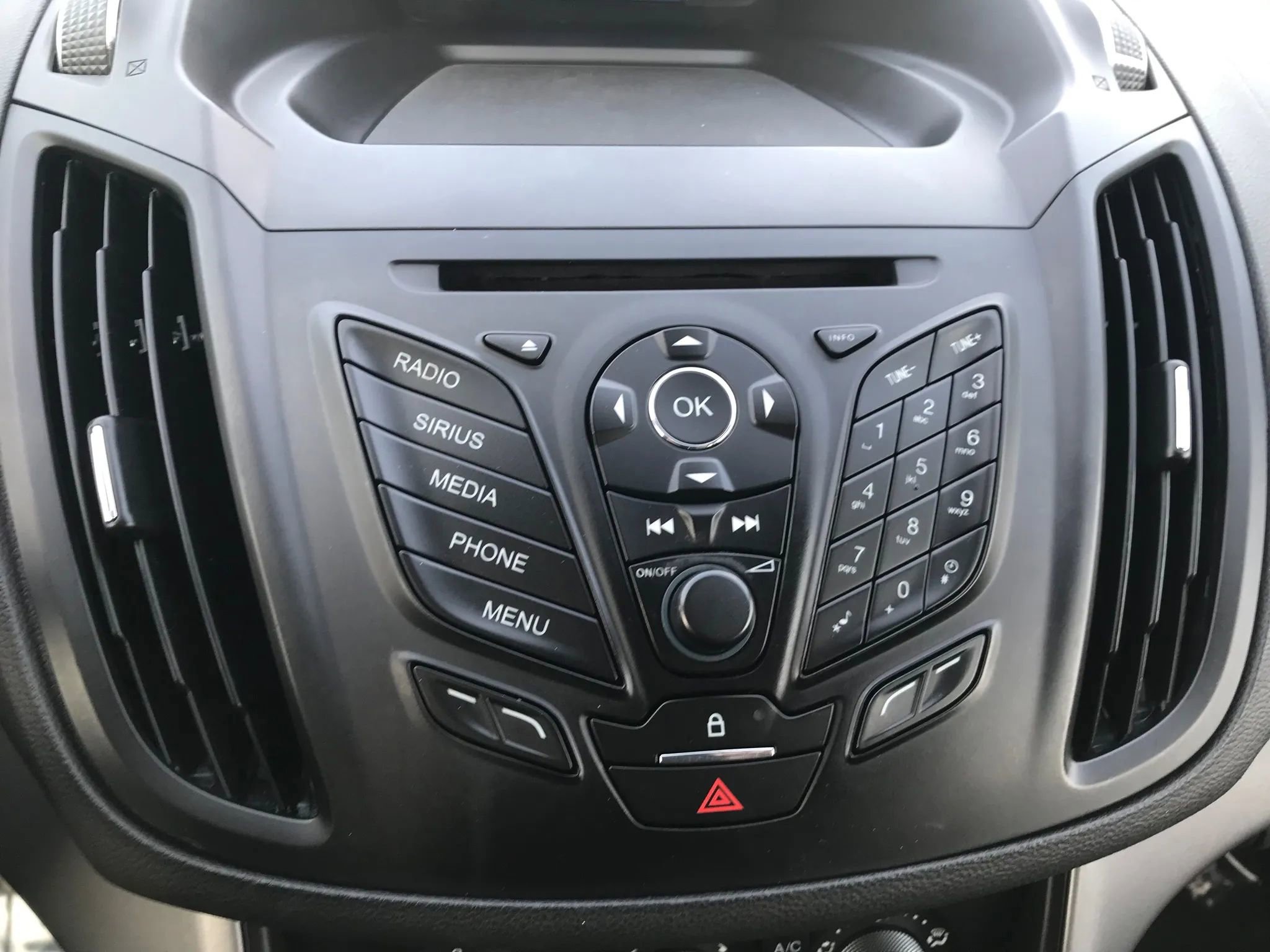 Used 2016 Ford Escape SE image 22