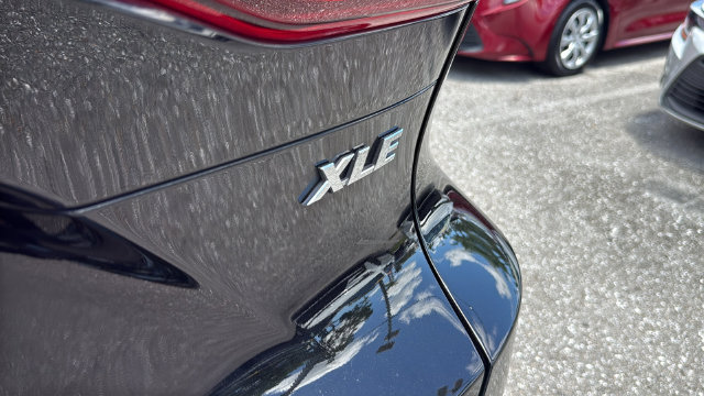 Used 2023 Toyota Venza XLE AWD/4WD image 8