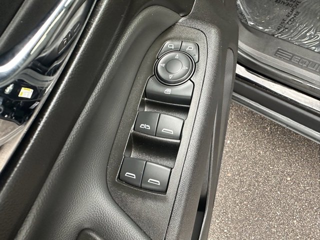 Used 2024 Chevrolet Equinox LT image 18