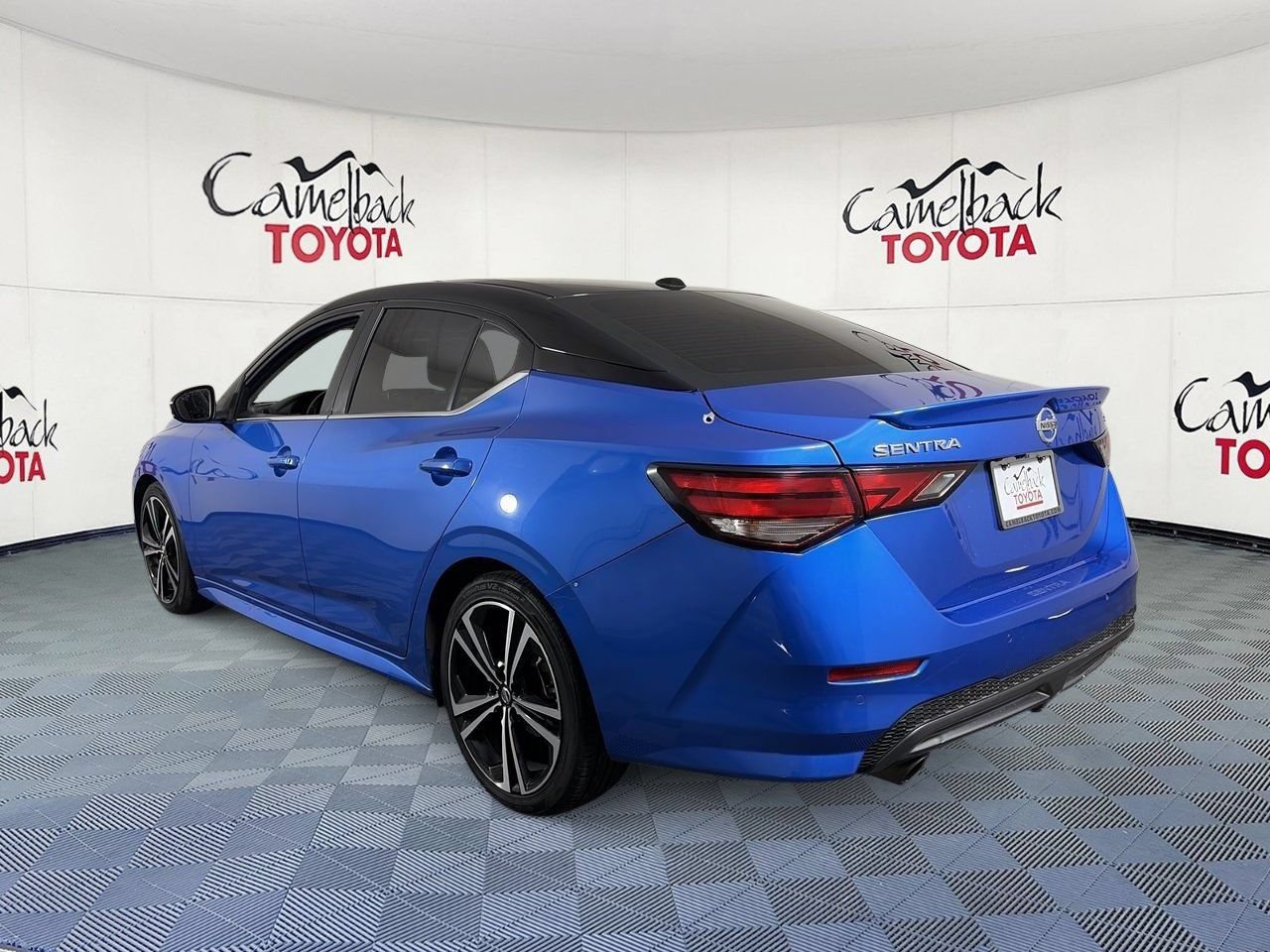 Used 2022 Nissan Sentra SR FWD image 5