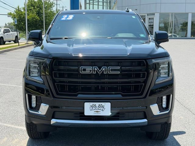 Certified 2023 GMC Yukon SLT w/ SLT Premium Package AWD/4WD image 11