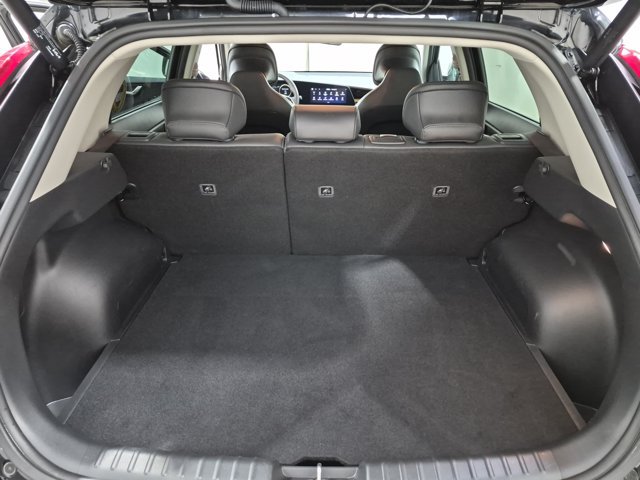 Certified 2024 Kia Niro Wind w/ Wind Preserve Package FWD image 28