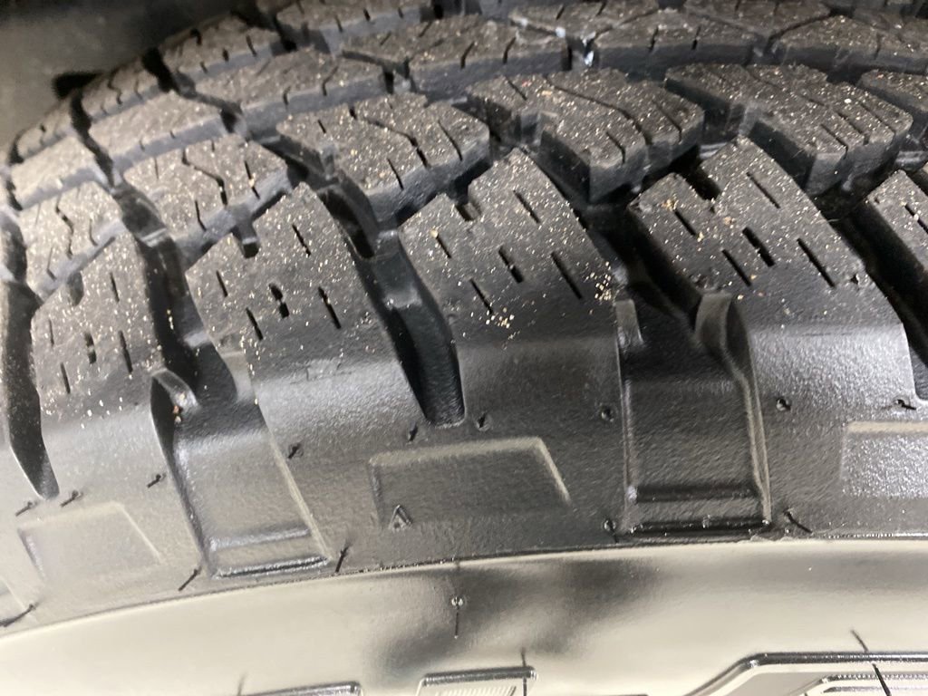 Used 2015 Jeep Wrangler Unlimited Sahara w/ Max Tow Package image 11