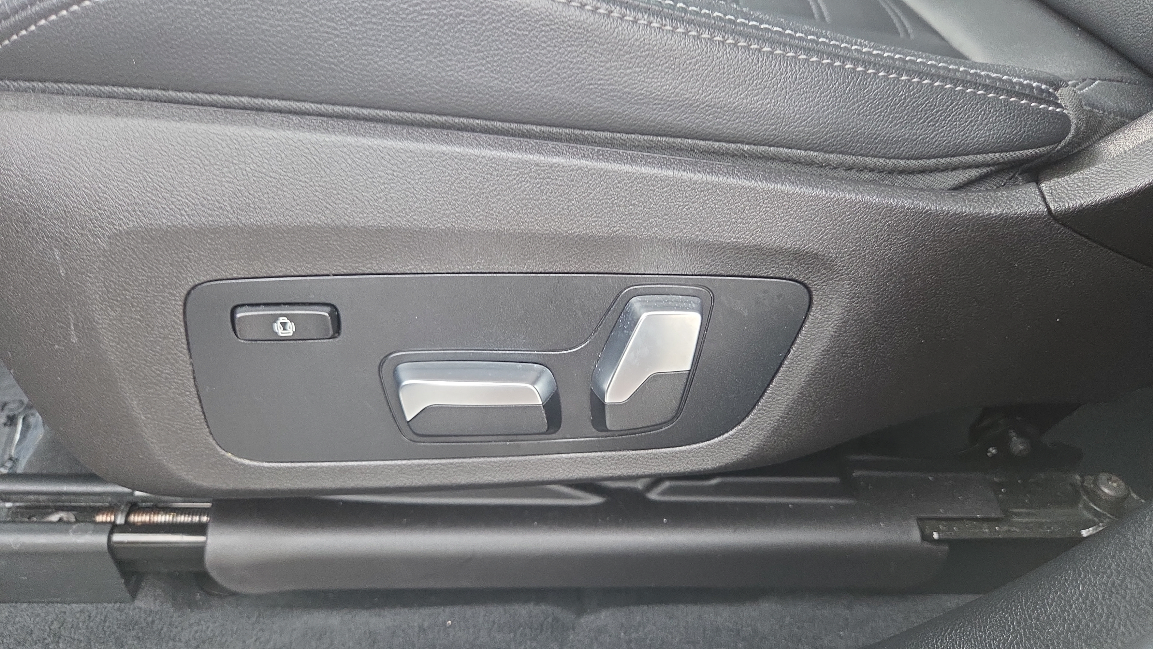 Used 2019 BMW X3 xDrive30i AWD/4WD image 10