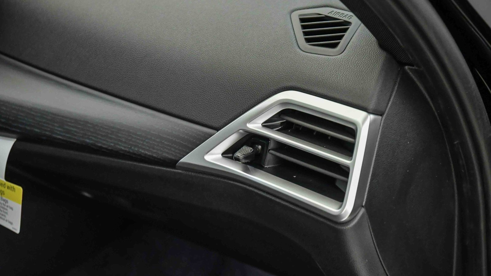 New 2026 BMW 330i Sedan w/ M Sport Package image 18