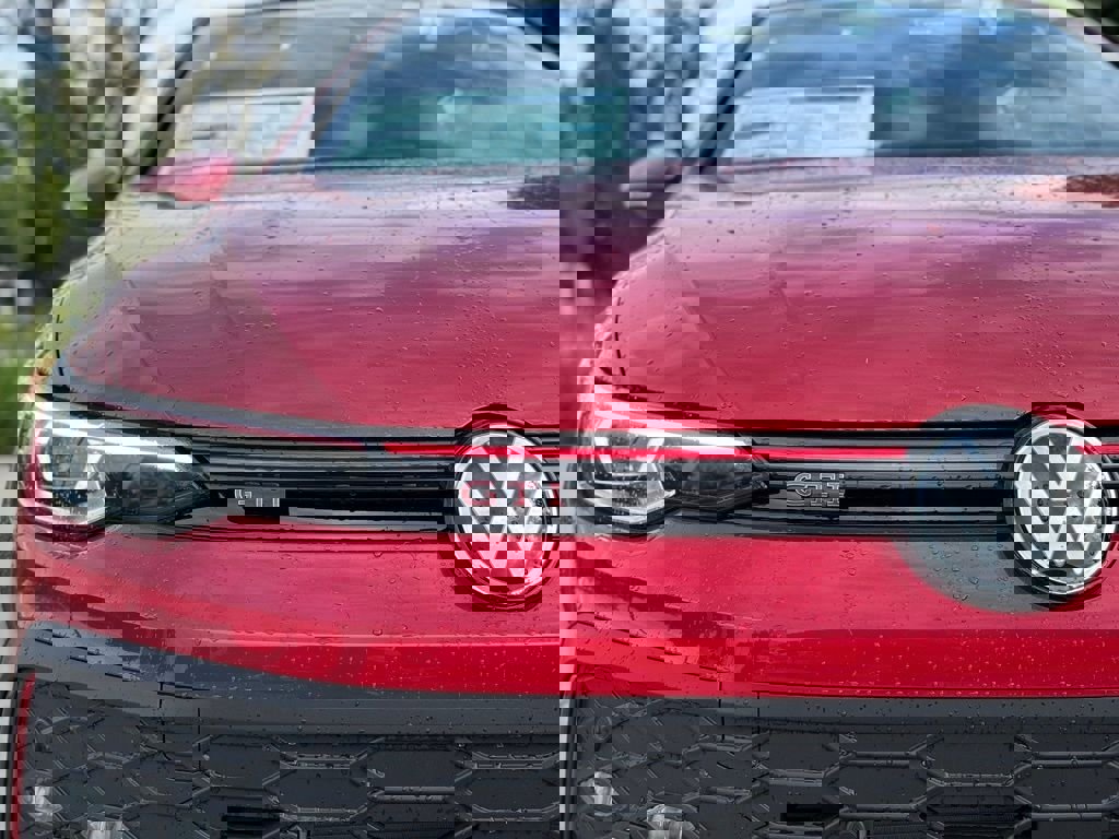 New 2025 Volkswagen GTI SE image 4