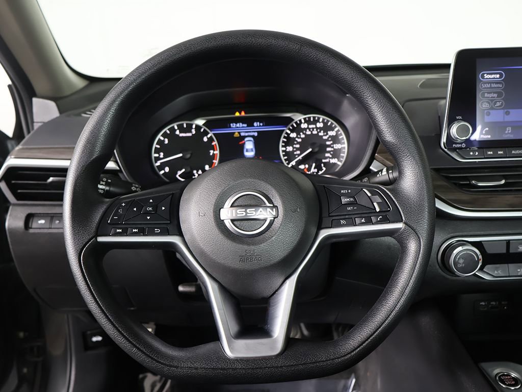 Used 2024 Nissan Altima 2.5 SV image 33