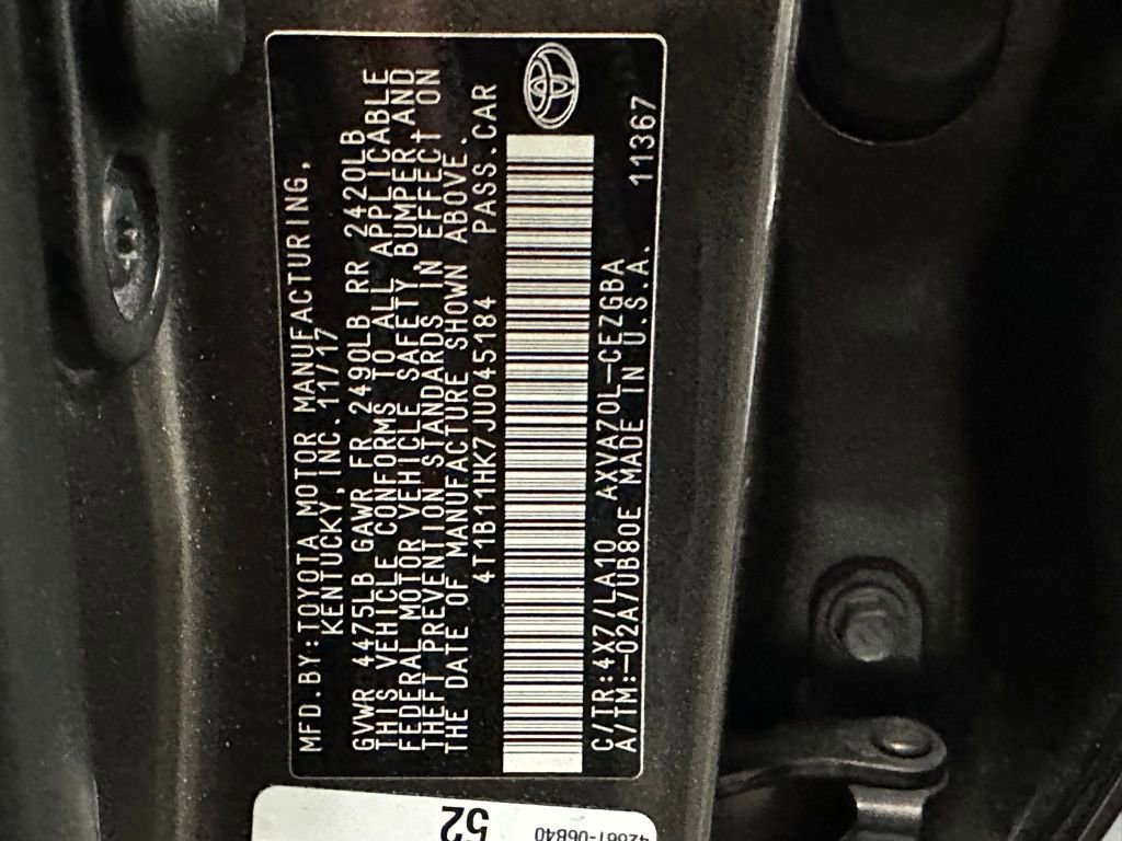 Used 2018 Toyota Camry XLE FWD image 30
