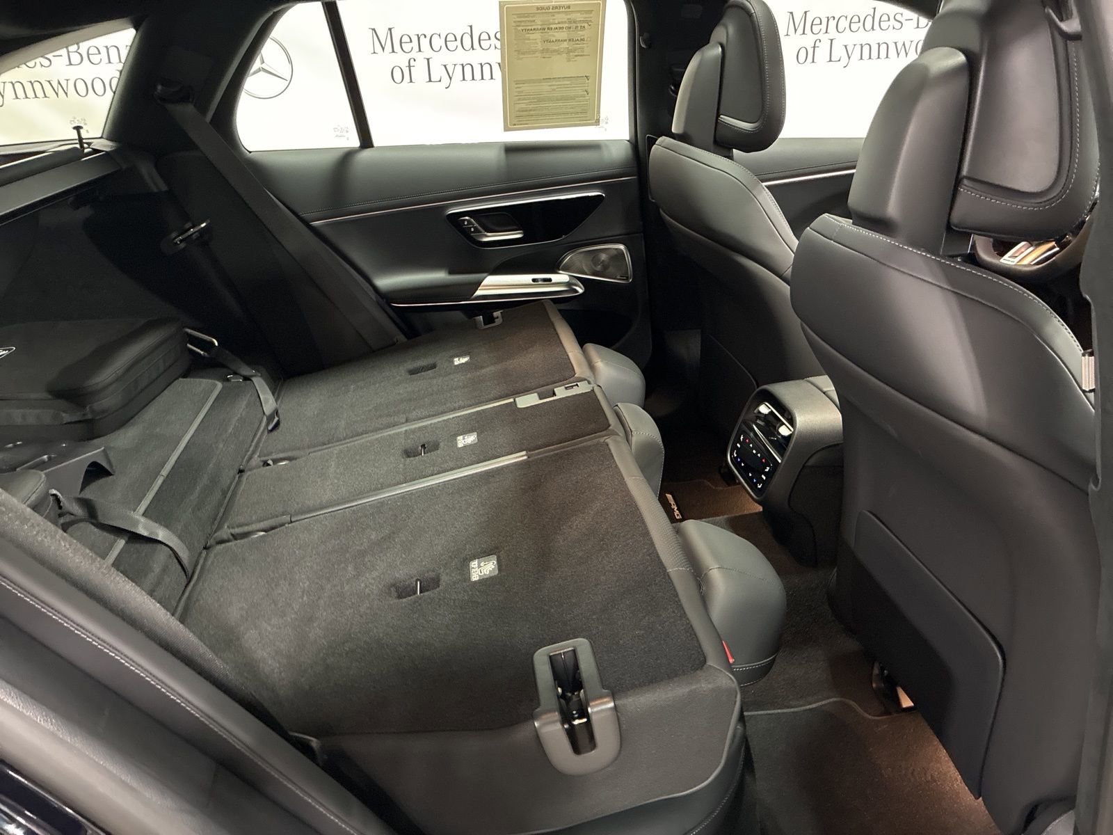 New 2026 Mercedes-Benz E 53 AMG 4MATIC Sedan image 21