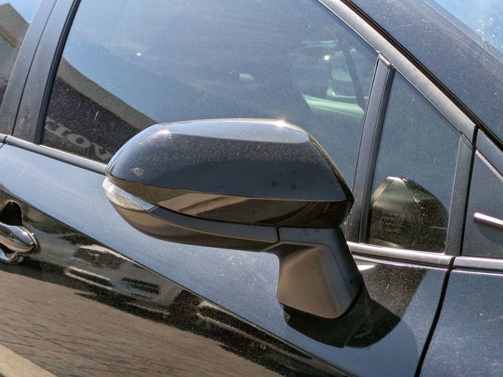 Used 2023 Toyota Corolla SE image 12