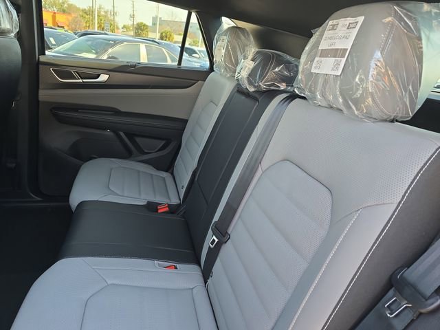 New 2026 Volkswagen Atlas Cross Sport SEL R-Line image 13