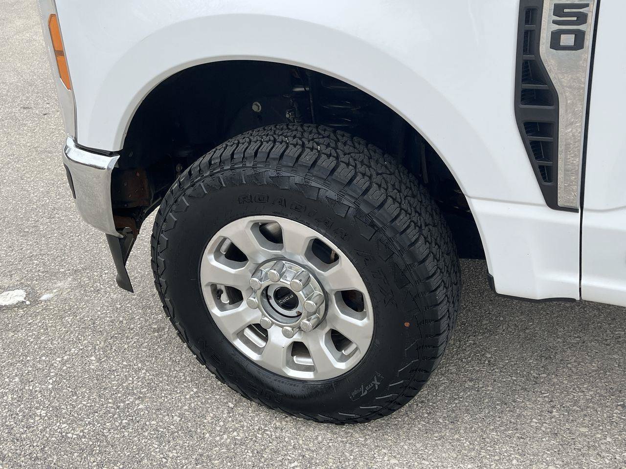 Certified 2023 Ford F250 XLT AWD/4WD image 30