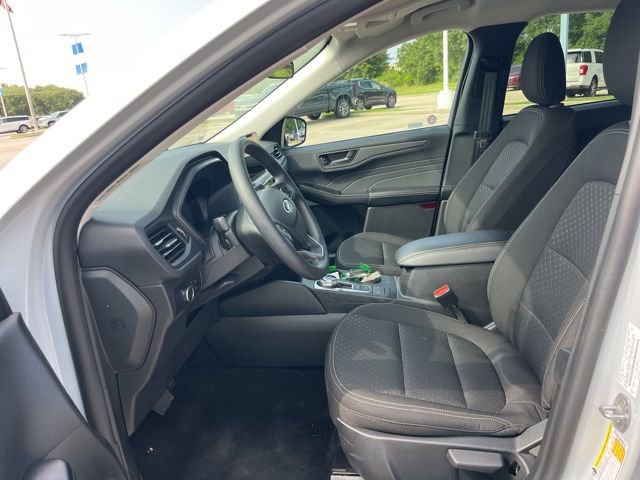 Used 2025 Ford Escape Active AWD/4WD image 15