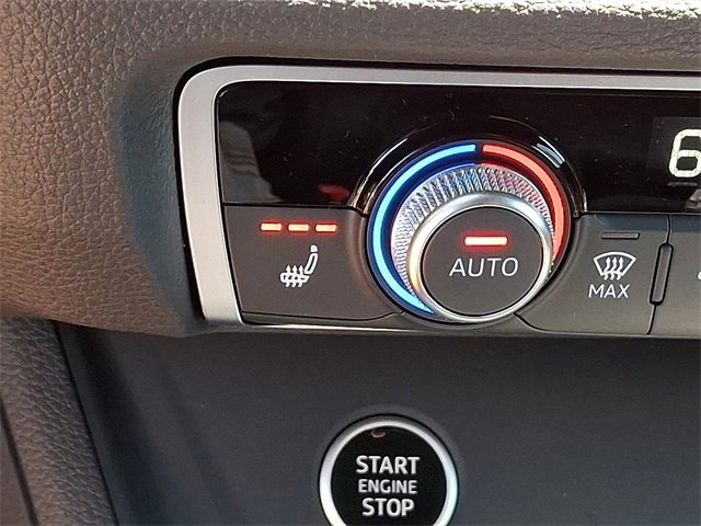 Used 2025 Audi Q3 2.0T Premium Plus w/ Premium Plus Package image 19