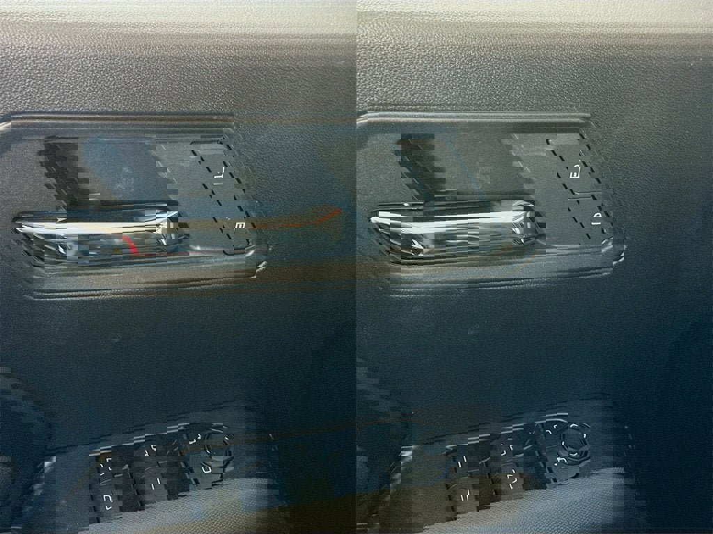 New 2026 GMC Canyon Elevation w/ Convenience Package image 13