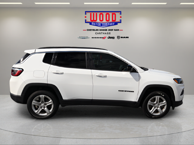 Used 2024 Jeep Compass Latitude AWD/4WD image 5