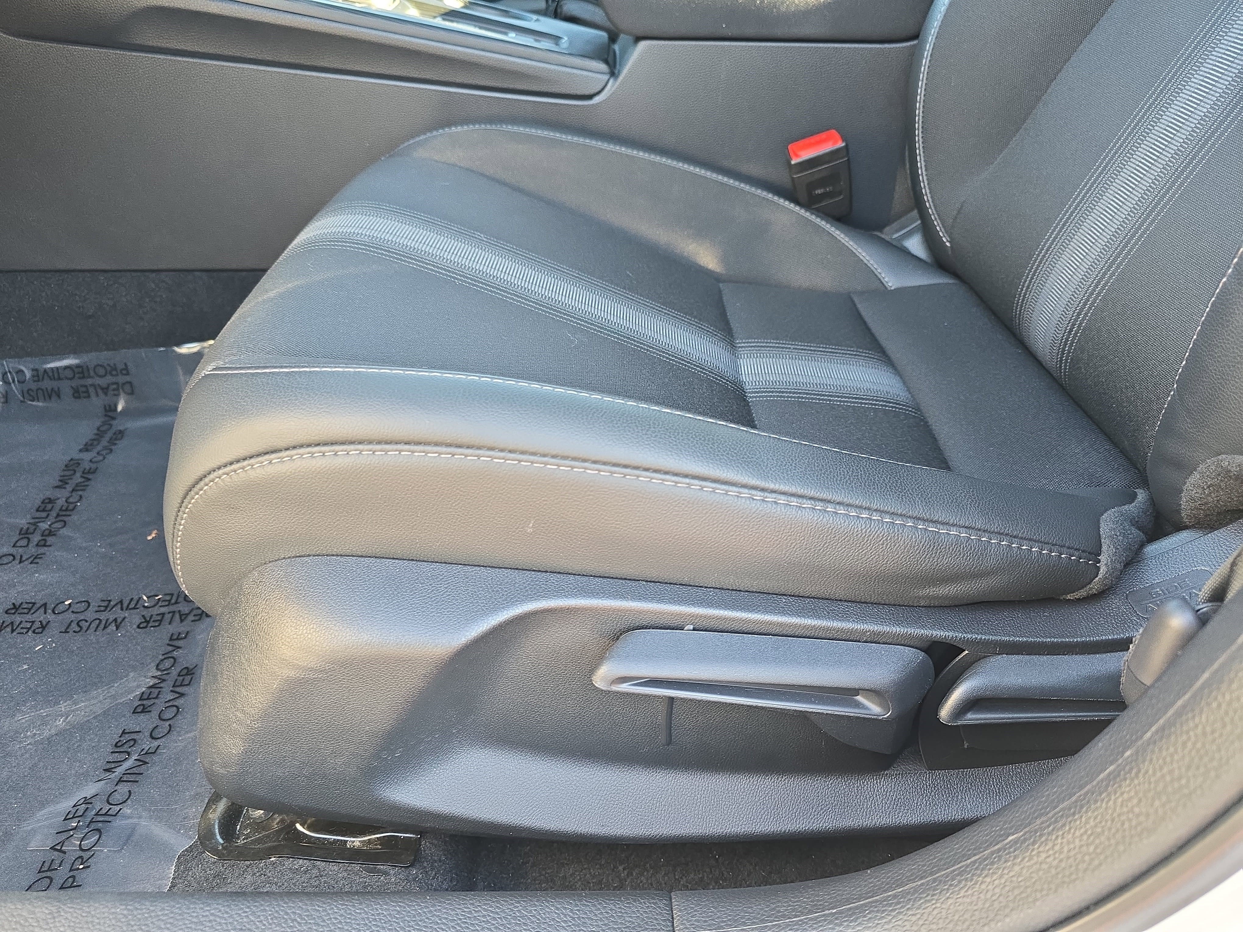 Used 2025 Honda Civic Sport image 26