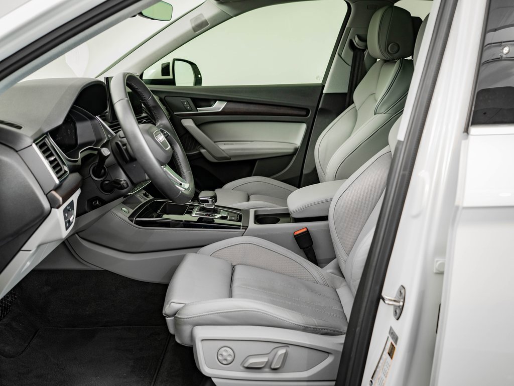 Used 2023 Audi Q5 2.0T Premium Plus w/ Premium Plus Package image 23