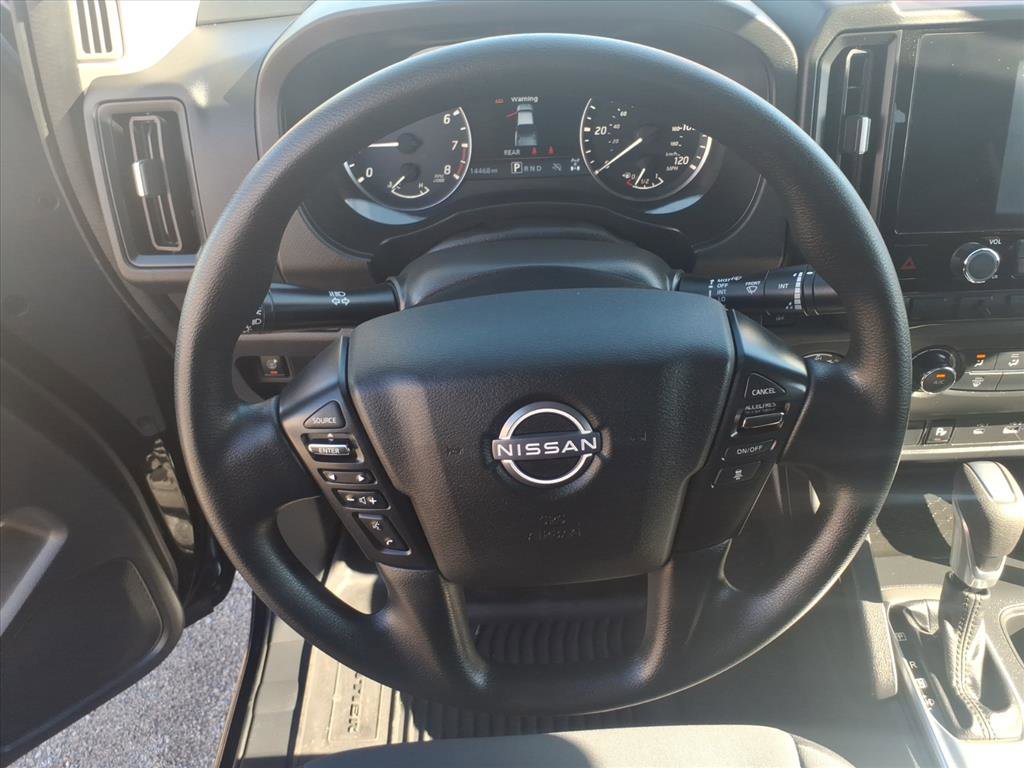 Used 2025 Nissan Frontier S image 14