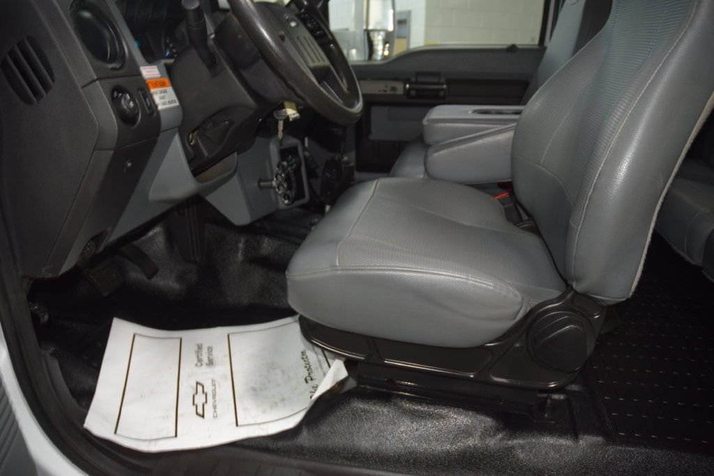 Used 2019 Ford F750 2WD SuperCab Super Duty image 28