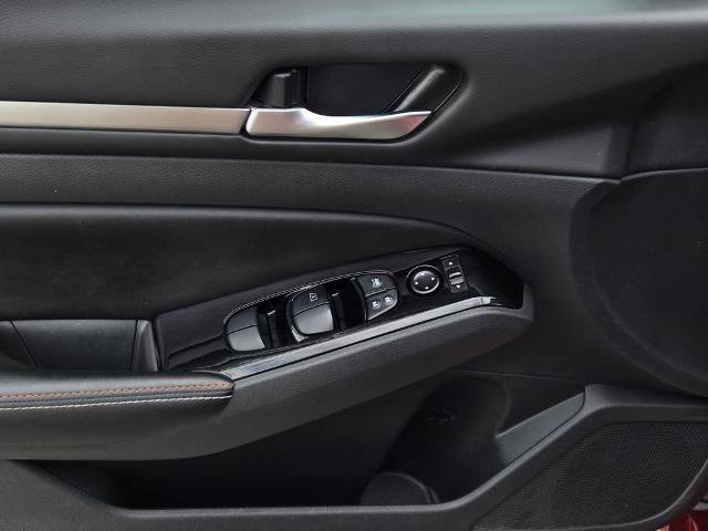 Certified 2024 Nissan Altima 2.0 SR FWD image 16