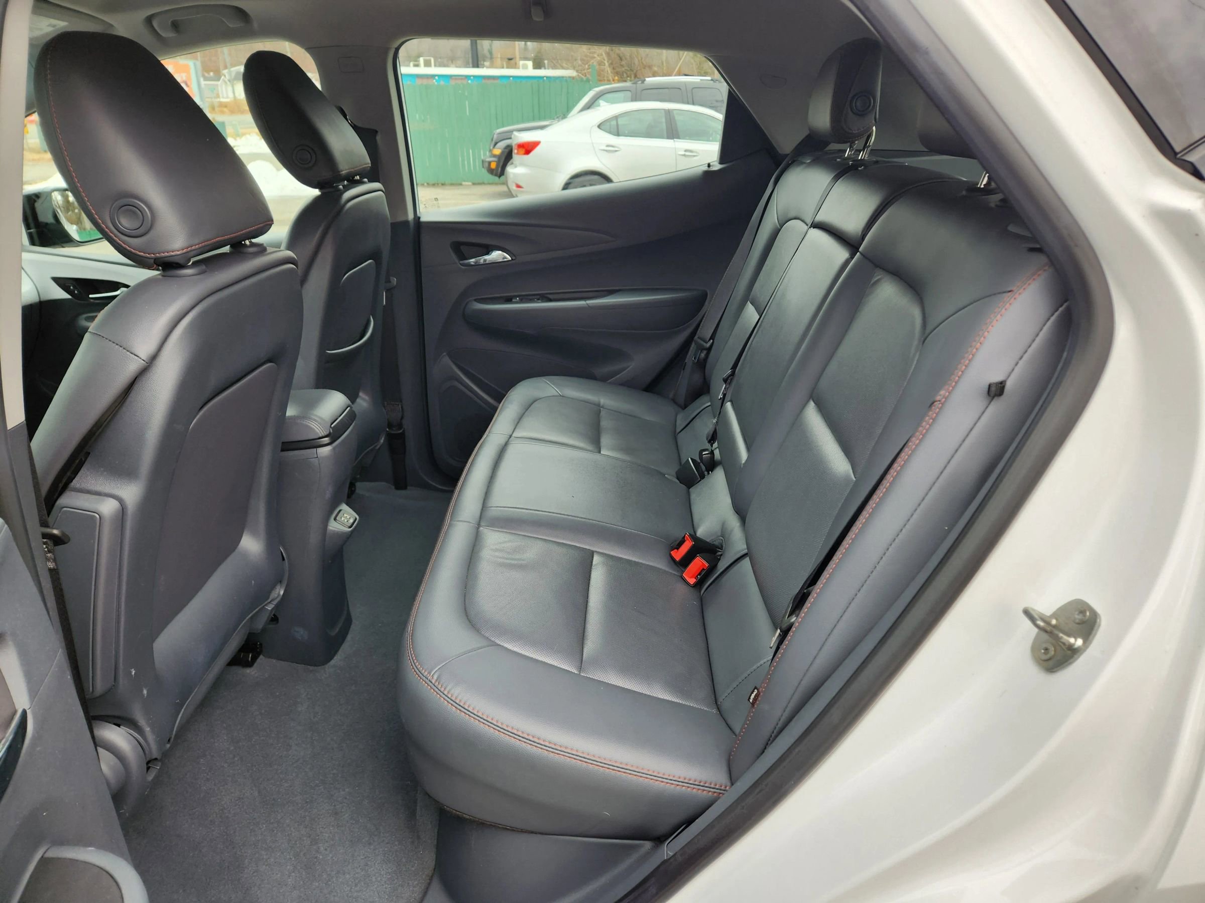 Used 2019 Chevrolet Bolt Premier w/ Infotainment Package image 20