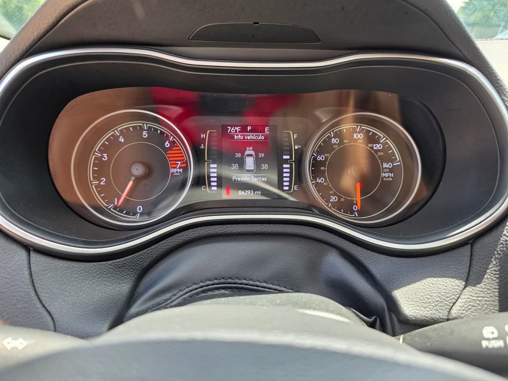 Certified 2019 Jeep Cherokee Latitude w/ Popular Appearance Group image 20