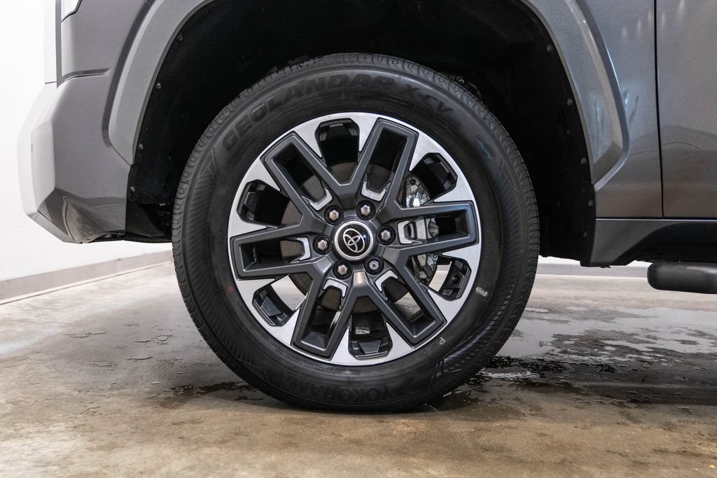 Certified 2022 Toyota Tundra Limited w/ Power Package AWD/4WD image 11