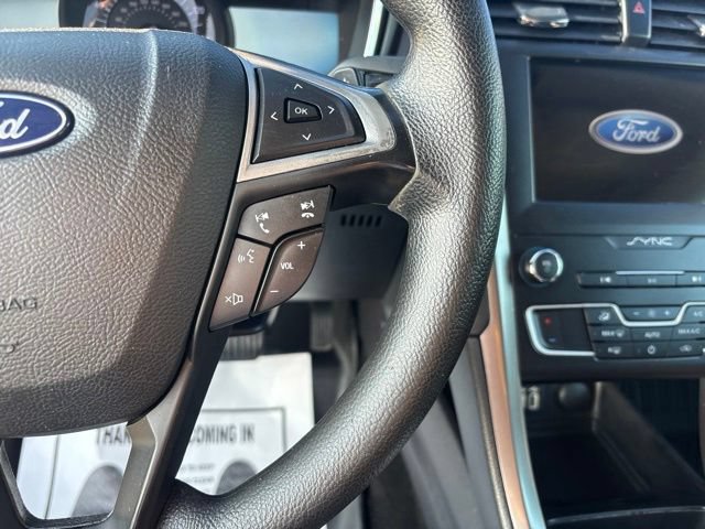 Used 2019 Ford Fusion SE FWD image 18