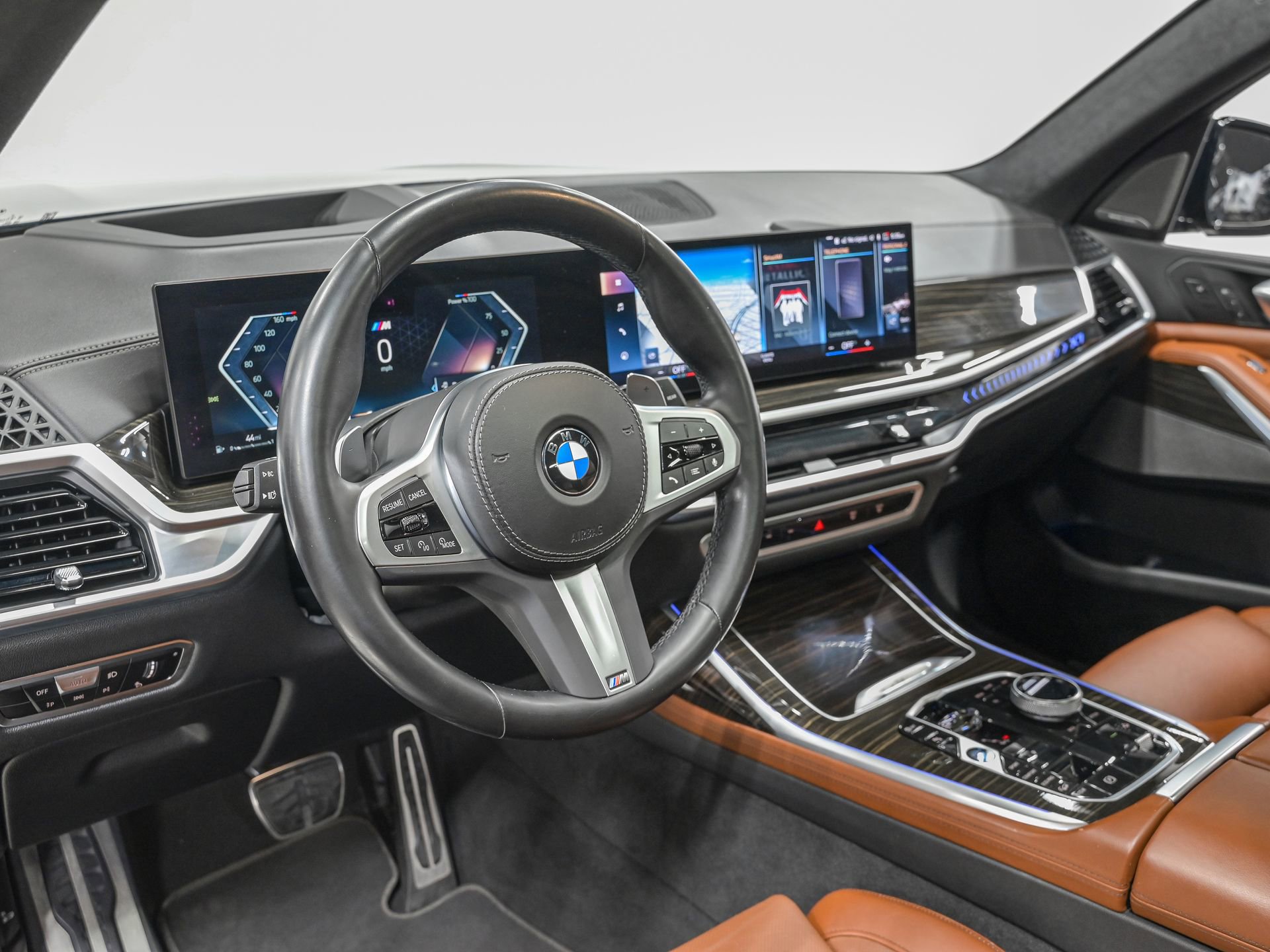 Used 2023 BMW X7 xDrive40i w/ Executive Package AWD/4WD image 15
