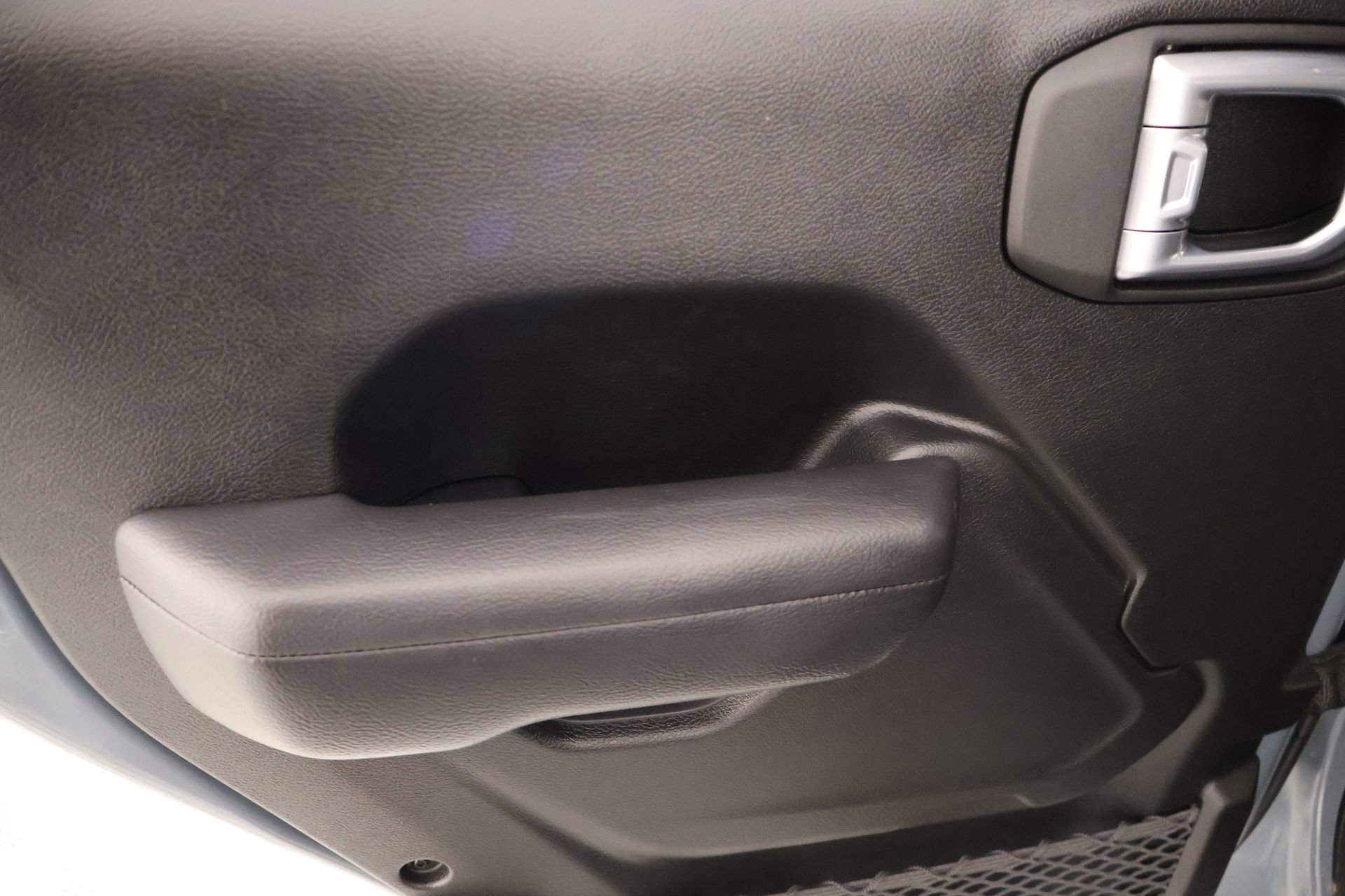 Used 2024 Jeep Gladiator Sport image 15