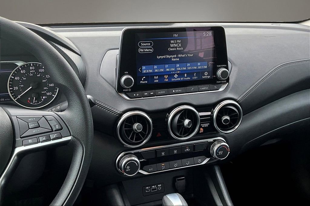 Certified 2023 Nissan Sentra SV FWD image 9