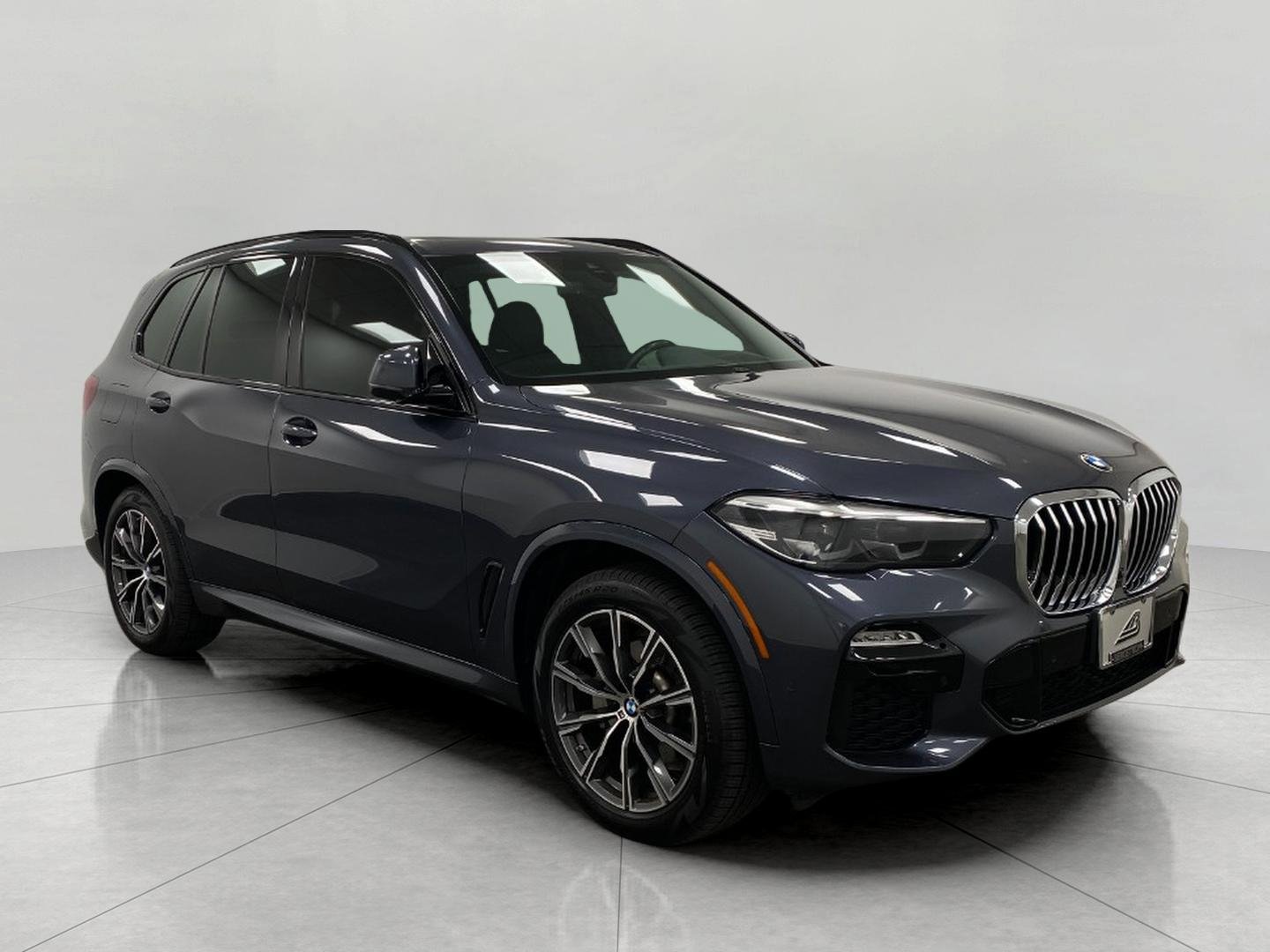 Used 2021 BMW X5 xDrive40i w/ M Sport Package AWD/4WD video 1