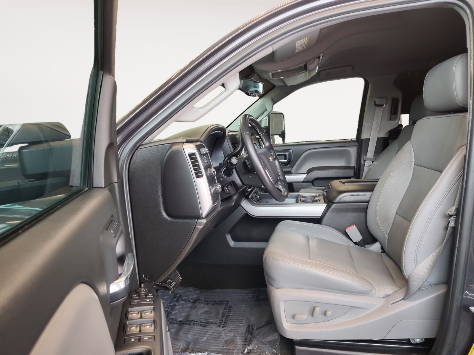 Used 2016 Chevrolet Silverado 2500 LTZ w/ Duramax Plus Package AWD/4WD image 22