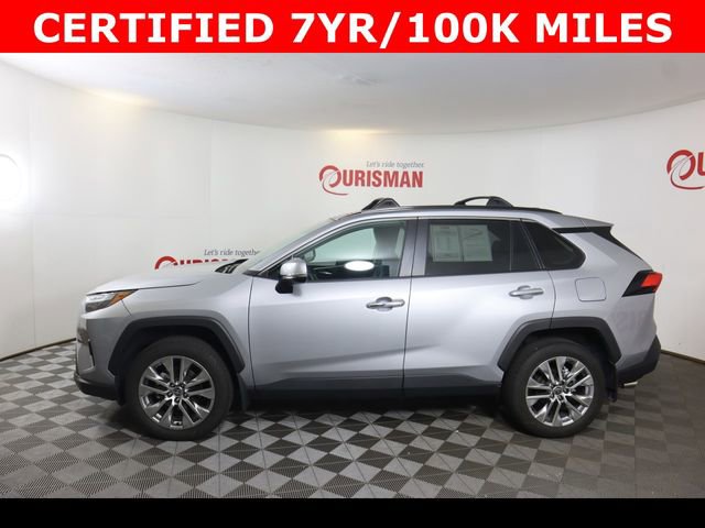Used 2025 Toyota RAV4 Limited image 4