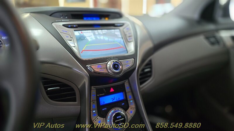 Used 2013 Hyundai Elantra Limited w/ Technology Pkg FWD image 20