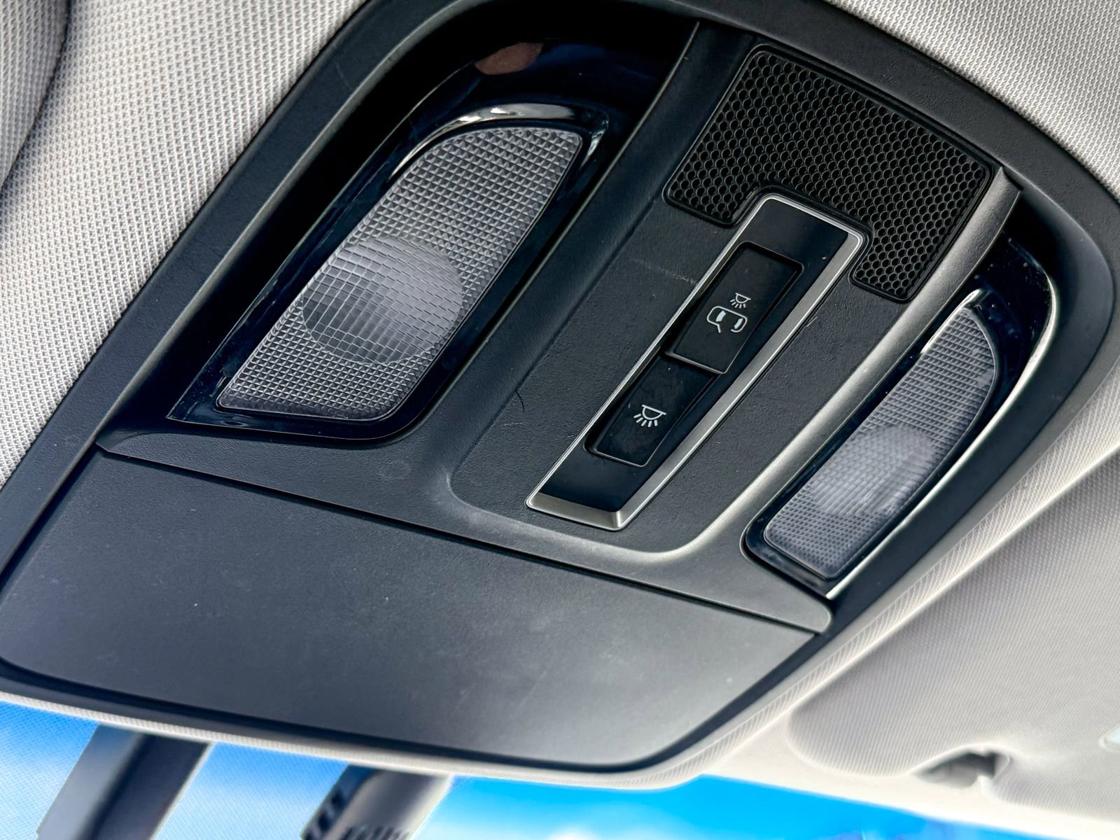 Certified 2017 Kia Sorento EX image 33