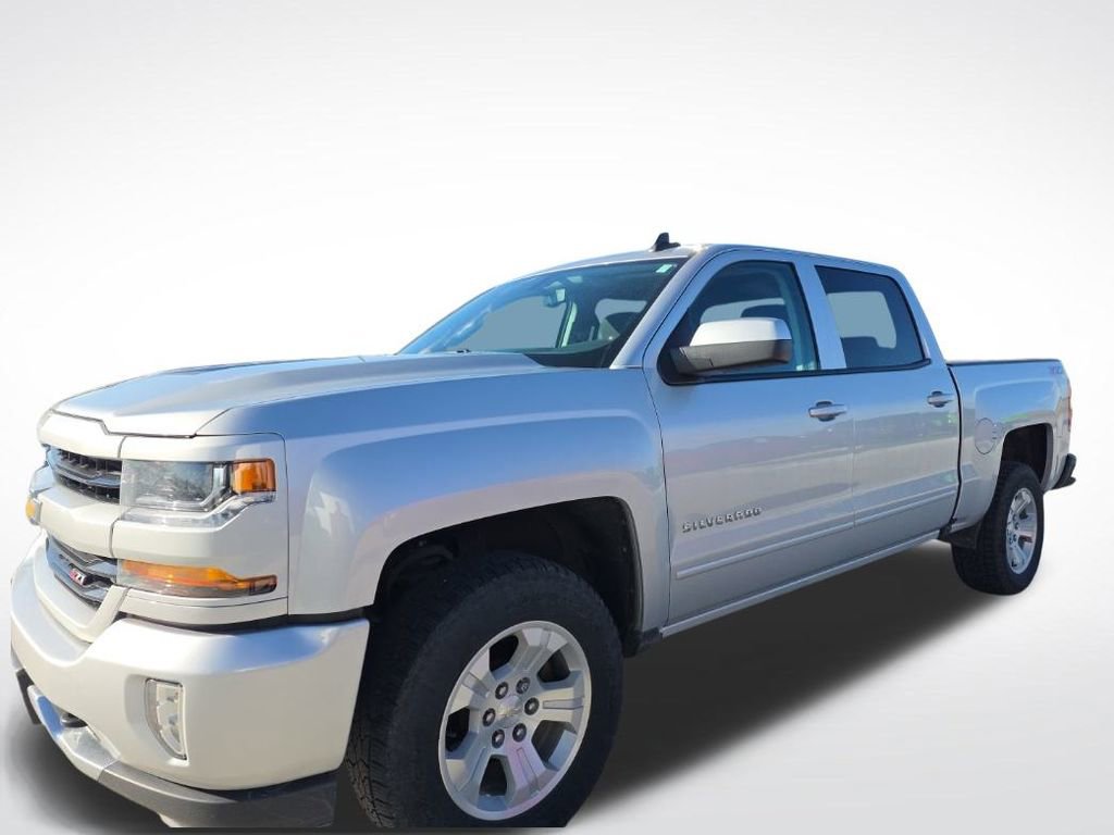 Used 2018 Chevrolet Silverado 1500 LT w/ All Star Edition image 35