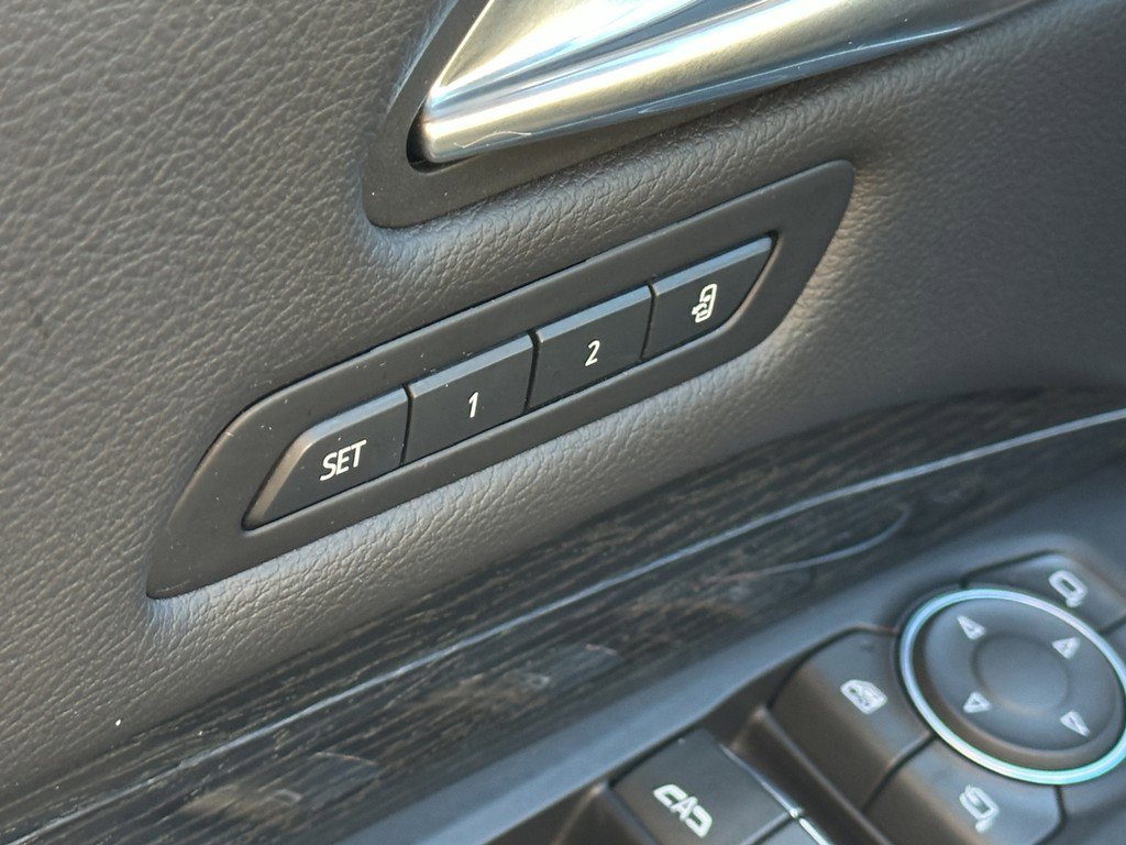 Used 2019 Cadillac XT4 Premium Luxury w/ Enhanced Visibility Package image 27