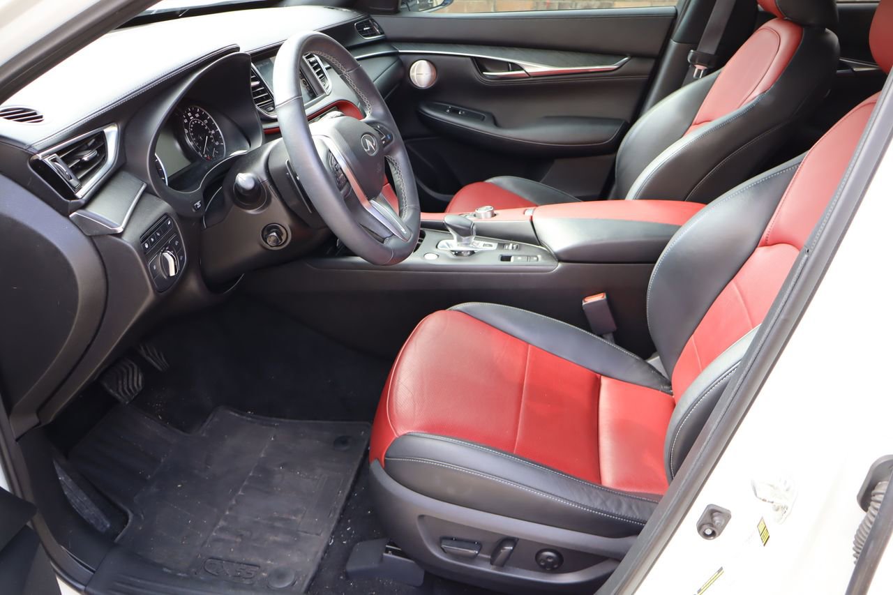 Used 2023 INFINITI QX55 Sensory w/ Lighting Package AWD/4WD image 17